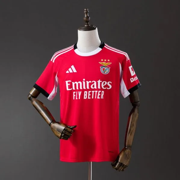 Camiseta de fútbol SL Benfica 2025/26 LOCAL MANGA CORTA VERSION FAN